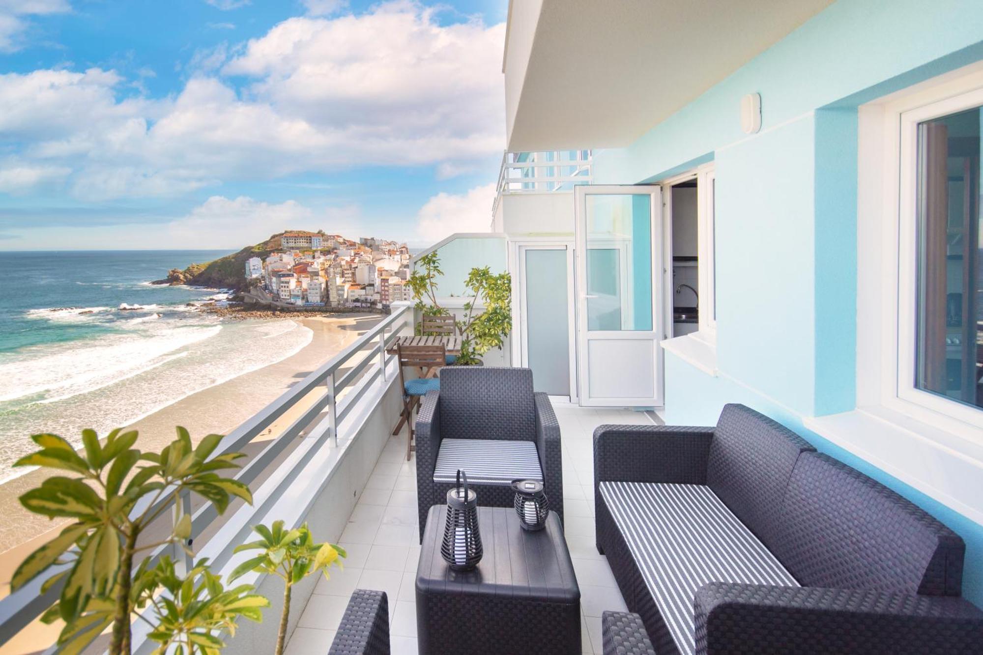 Ag Apartamento Nordes Malpica Primera Linea Playa Екстериор снимка